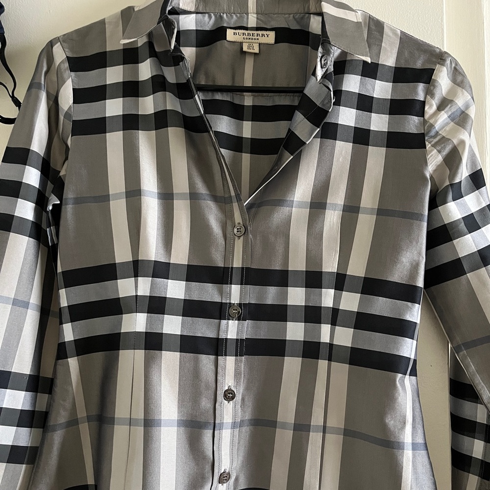 Burberry Long Sleeves